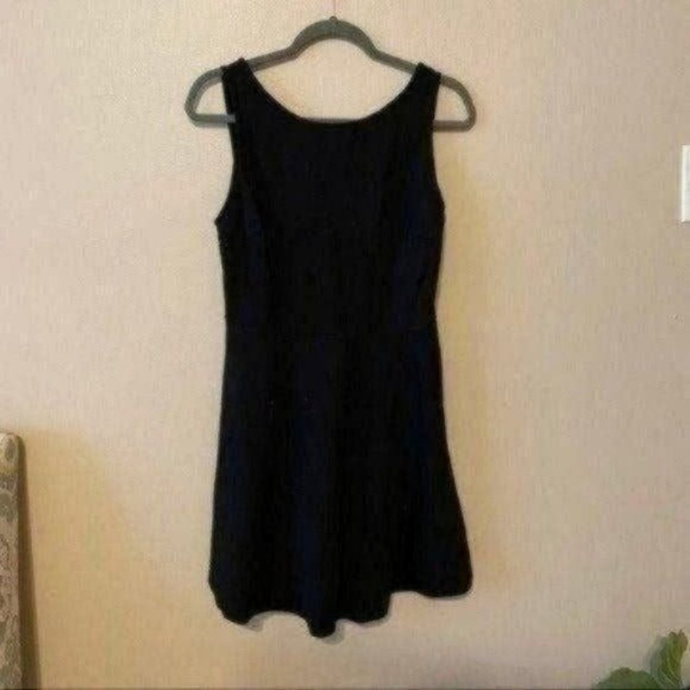 Lulus Black Sleeveless Skater Dress Boning in Back